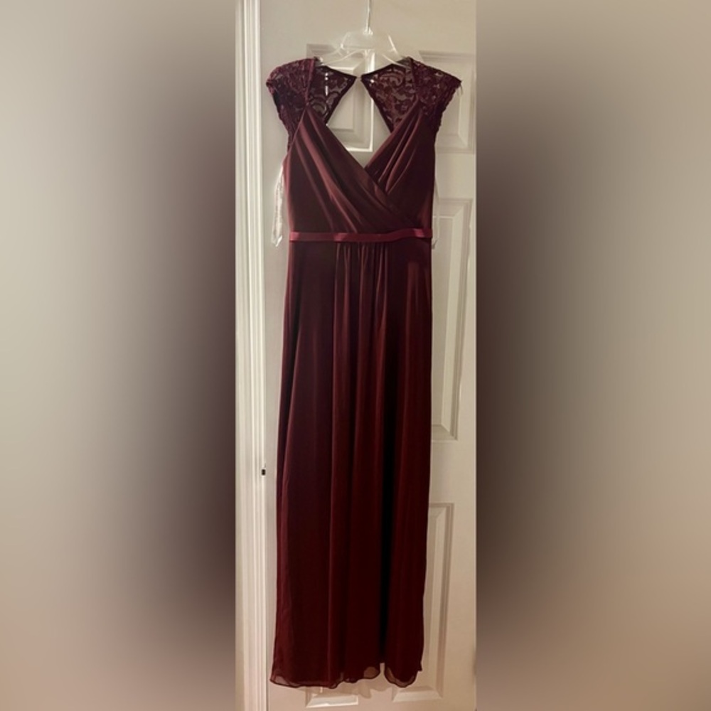 David’s Bridal Wine Lace Cap Sleeve Bridesmaid Dress. Worn Once.